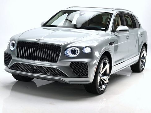Certified 2025 Bentley Bentayga Extended Wheelbase image 40