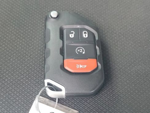 Used 2021 Jeep Wrangler Unlimited Sport AWD/4WD image 37