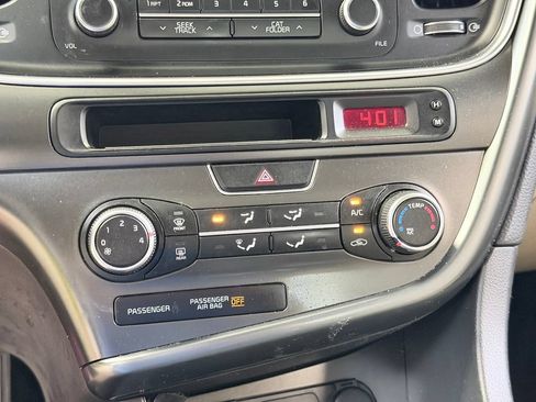 Used 2015 Kia Optima LX FWD image 46