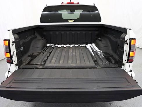 Used 2023 Nissan Frontier SV w/ Technology Package image 6