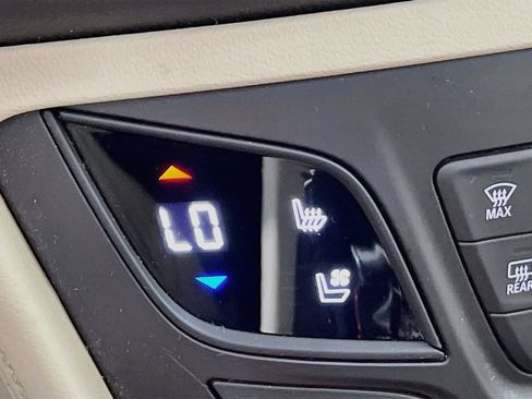 Certified 2020 Buick Envision Premium w/ Driver Confidence Package AWD/4WD image 19
