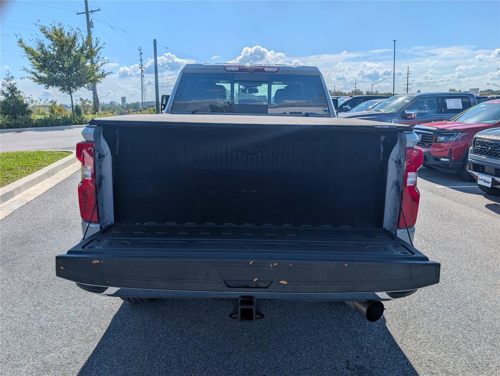 Used 2024 Chevrolet Silverado 2500 LT AWD/4WD image 16