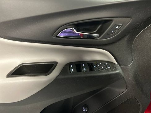 Used 2024 Chevrolet Equinox LT w/ LPO, Floor Liner Package FWD image 13