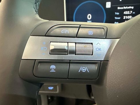 New 2025 Hyundai Sonata Limited image 28