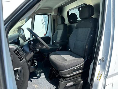Used 2020 RAM ProMaster 2500 image 8