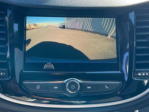 Used 2019 Chevrolet Trax LT w/ LT Convenience Package image 25