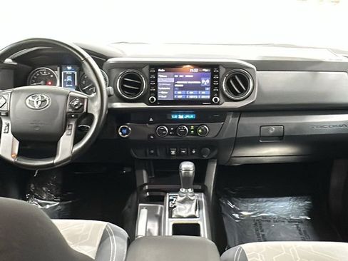 Used 2023 Toyota Tacoma TRD Off-Road image 10