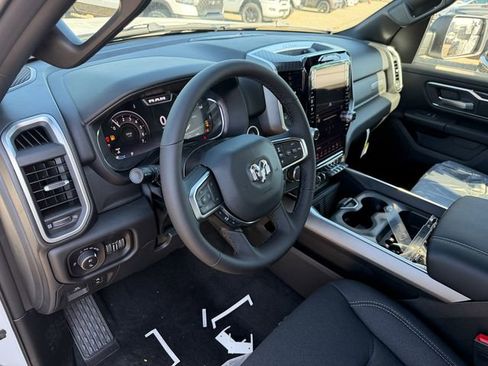 New 2026 RAM 1500 Big Horn AWD/4WD image 13