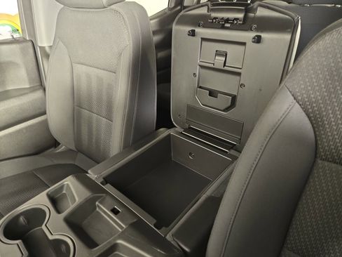 Certified 2020 Chevrolet Silverado 1500 Custom w/ Custom Value Package image 26