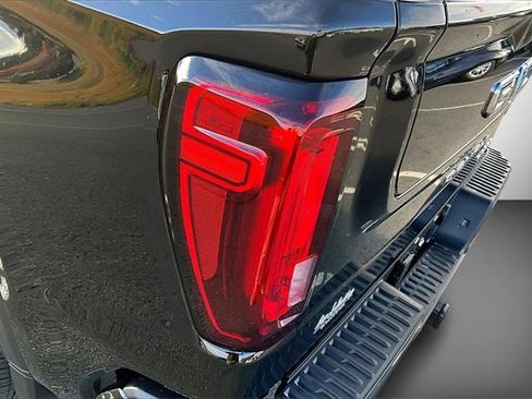 Used 2025 GMC Sierra 1500 Denali w/ Technology Package image 31