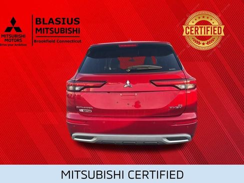 Used 2023 Mitsubishi Outlander 4WD Plug-In Hybrid image 6