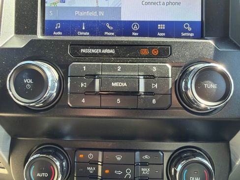 Used 2021 Ford F350 Lariat w/ Lariat Value Package AWD/4WD image 33