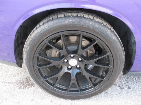 Used 2016 Dodge Challenger R/T Scat Pack RWD image 5