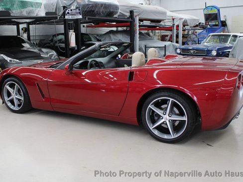 Used 2011 Chevrolet Corvette Convertible w/ Preferred Equipment Group RWD image 4