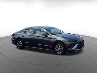 Used 2026 Hyundai Sonata Blue FWD video 2