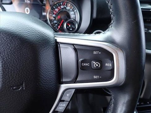Used 2019 RAM 1500 Big Horn AWD/4WD image 18