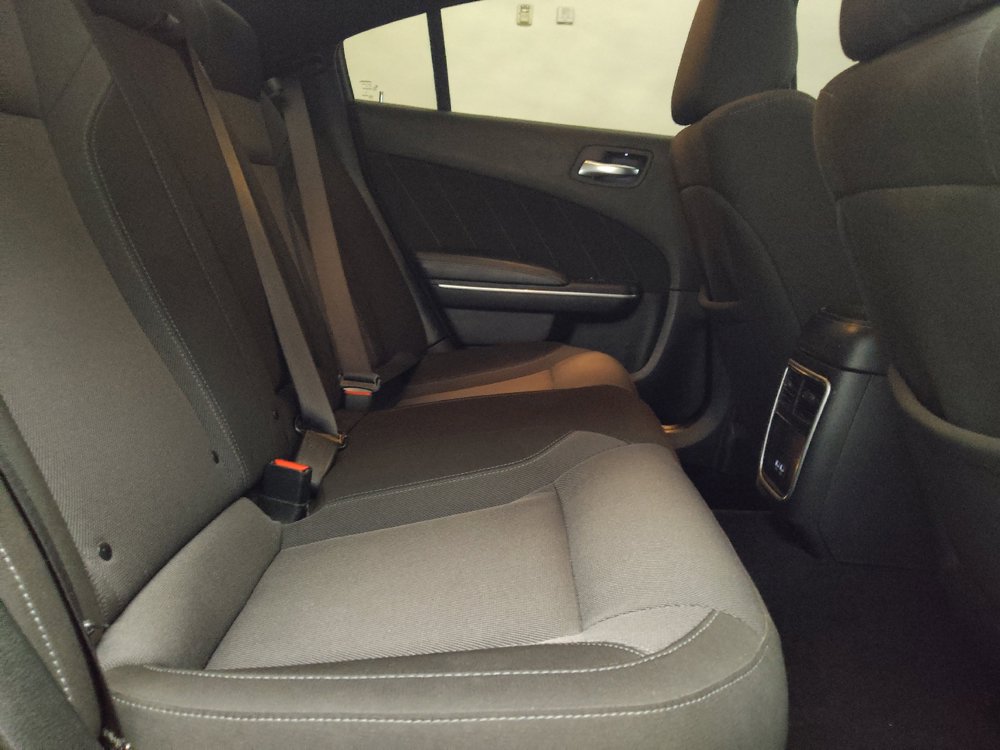 Used 2022 Dodge Charger SXT RWD image 19