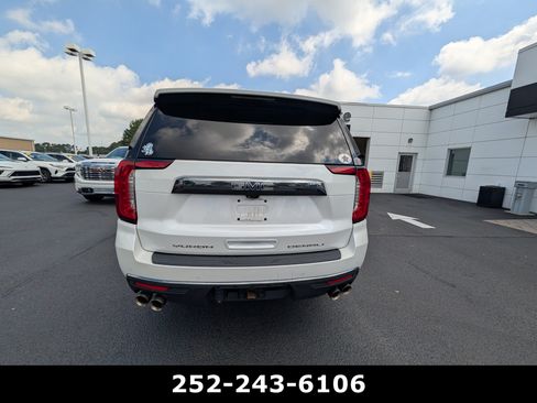 Used 2023 GMC Yukon Denali Ultimate AWD/4WD image 5