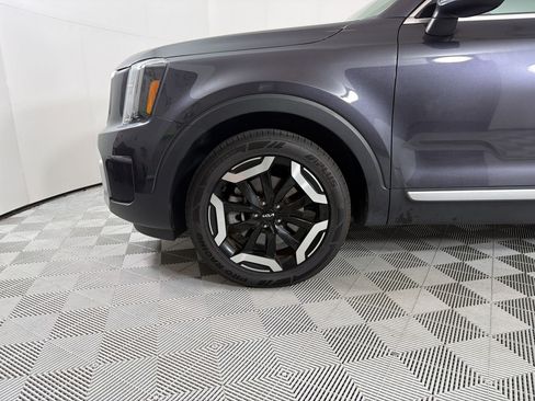 Used 2025 Kia Telluride S FWD image 12