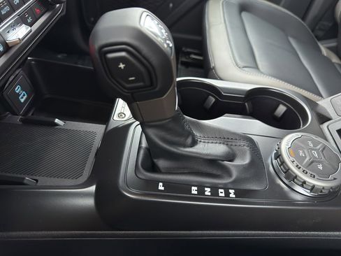 New 2025 Ford Bronco Outer Banks image 27