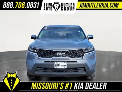 Used 2023 Kia Sorento LX image 27