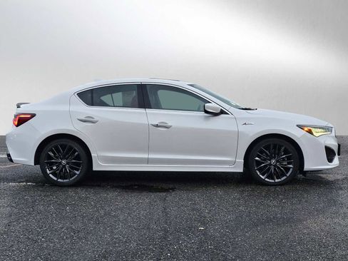 Used 2022 Acura ILX w/ Technology & A-SPEC Package image 2