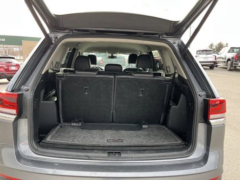 Used 2021 Volkswagen Atlas SE image 34