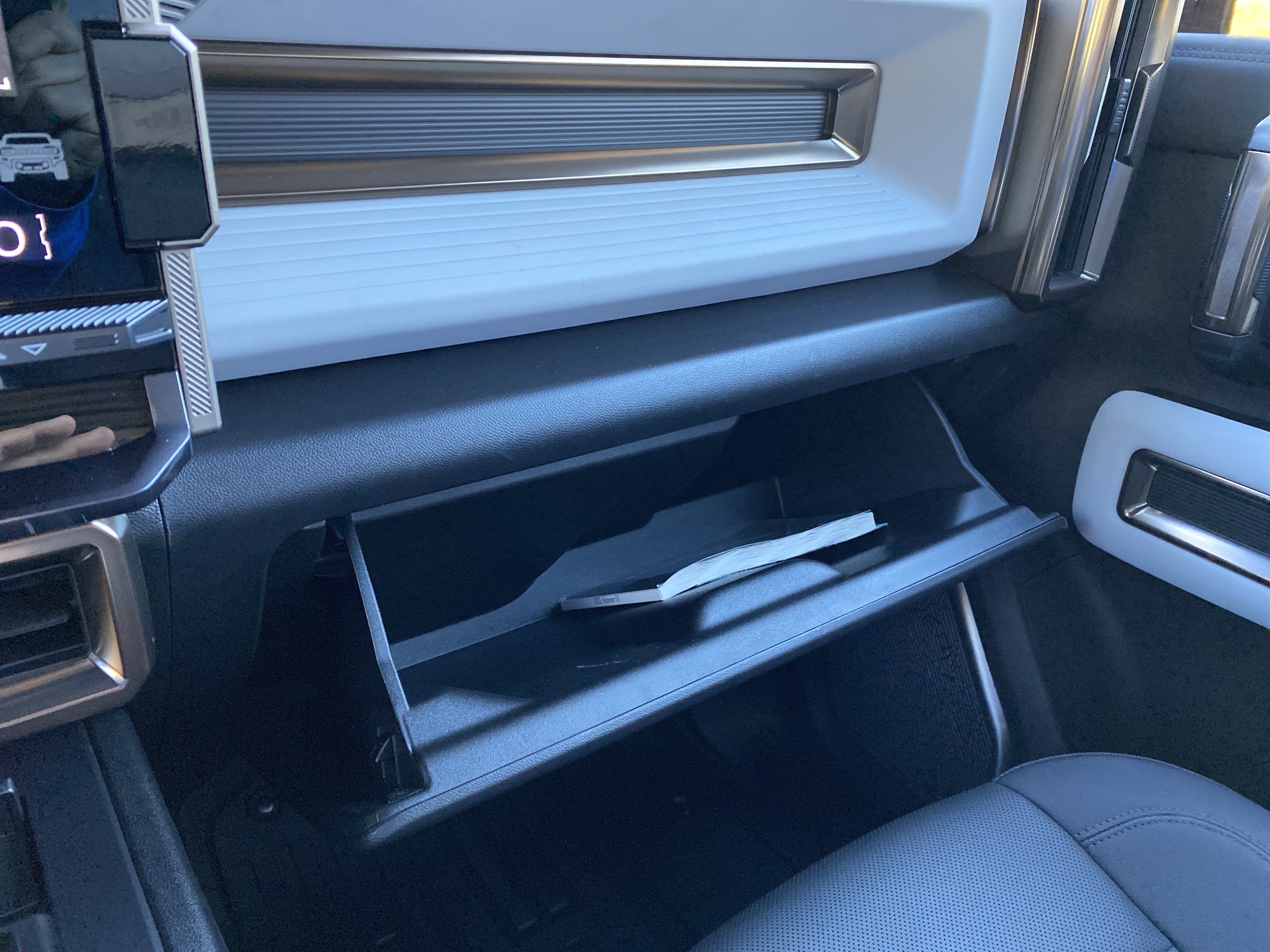 Used 2025 GMC Hummer EV 2X AWD/4WD image 30