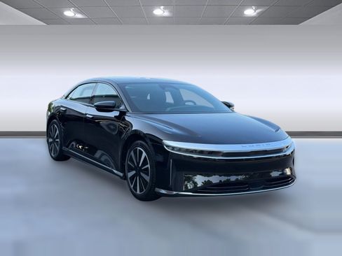 Used 2024 Lucid Air Pure RWD image 7