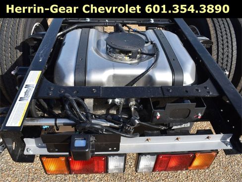 New 2025 Chevrolet Low Cab Forward image 13