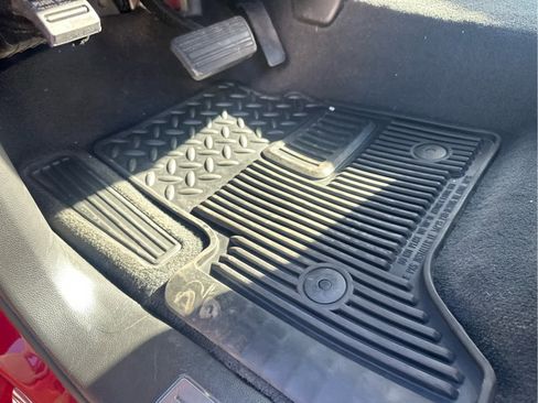 Used 2018 Chevrolet Silverado 1500 LT w/ All Star Edition image 39