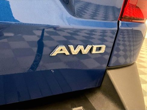 Used 2024 Ford Maverick Lariat w/ Black Appearance Package image 8