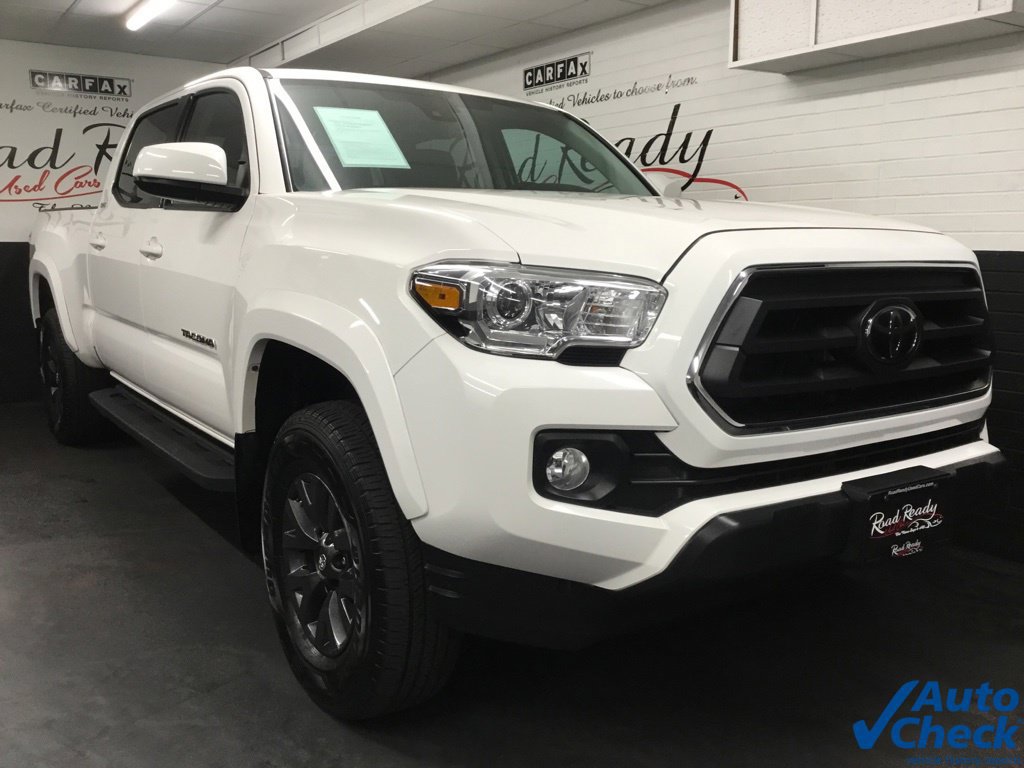 Used 2021 Toyota Tacoma SR5 AWD/4WD image 3