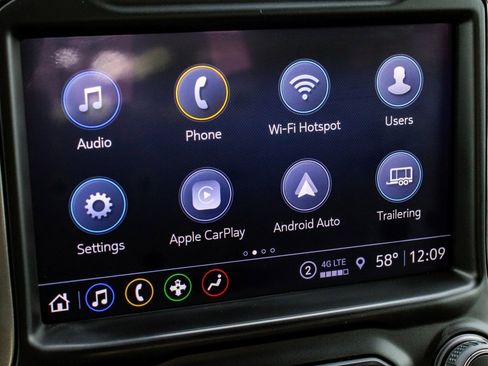 Used 2022 Chevrolet Silverado 1500 LT Trail Boss w/ LT Trail Boss Premium Package image 21