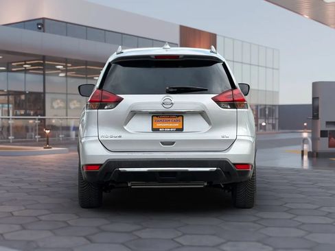 Used 2018 Nissan Rogue SL FWD image 7