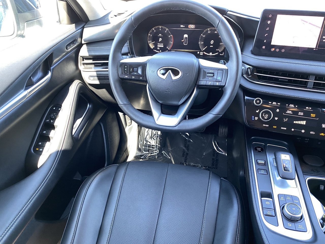 Certified 2027 INFINITI QX60 Luxe w/ Cargo Package FWD image 18