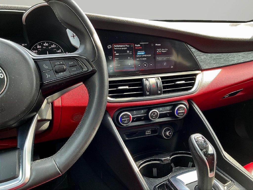 Used 2020 Alfa Romeo Giulia AWD w/ Cold Weather Package image 11