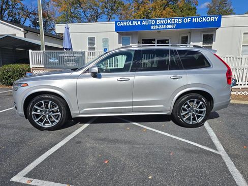 Used 2019 Volvo XC90 T6 Momentum w/ Protection Package image 3