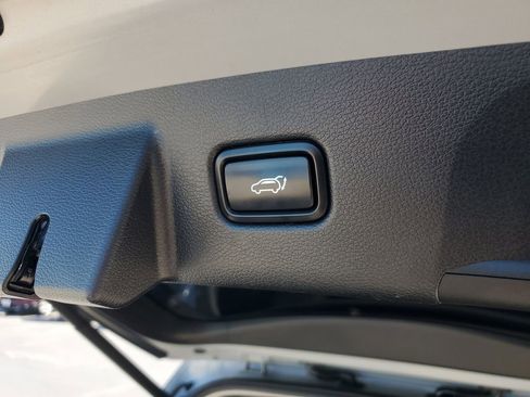 Used 2022 Kia Telluride EX w/ EX Premium Package image 11