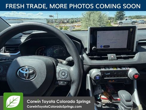 Used 2023 Toyota RAV4 LE AWD/4WD image 11