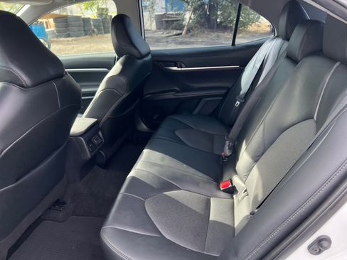 Used 2022 Toyota Camry XLE image 28