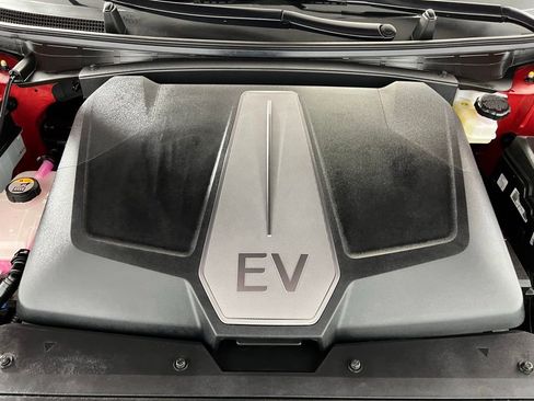 Used 2024 Kia EV6 GT-Line image 37