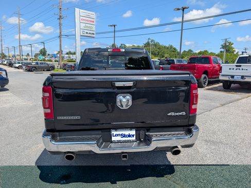 Used 2020 RAM 1500 Big Horn AWD/4WD image 4