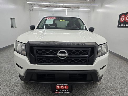 Used 2022 Nissan Frontier S RWD image 2