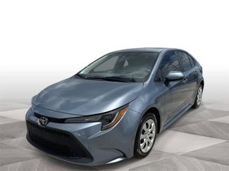 Used 2022 Toyota Corolla LE image 1