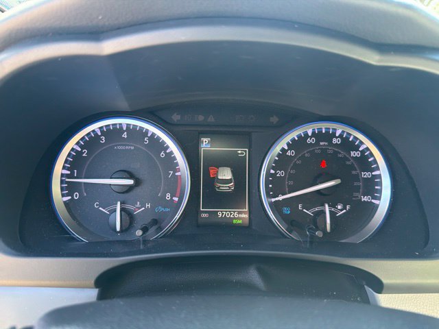 Used 2019 Toyota Highlander XLE FWD image 5