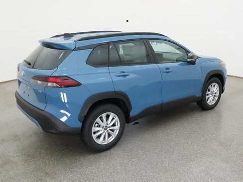 New 2026 Toyota Corolla Cross LE FWD image 18