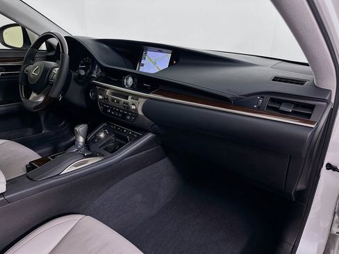 Used 2017 Lexus ES 350 w/ Luxury Package FWD image 30