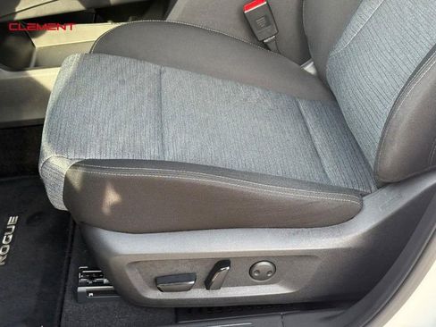 Used 2023 Nissan Rogue SV FWD image 23