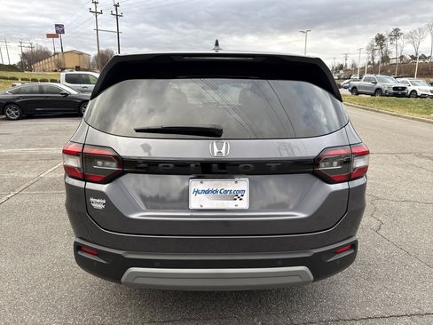 Used 2025 Honda Pilot EX-L image 9